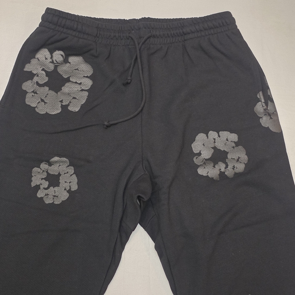 Denim Tear Monochrome Sweatpants - Picture 2 of 10